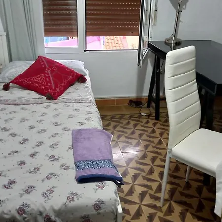 Las Golondrinas Habitación En Piso Céntrico Para Una O Dos Personas Quarto em Acomodações Particulares