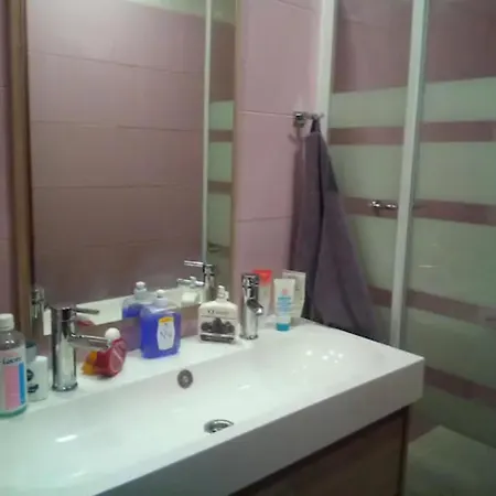 Las Golondrinas Habitación En Piso Céntrico Para Una O Dos Personas Quarto em Acomodações Particulares Saragoça