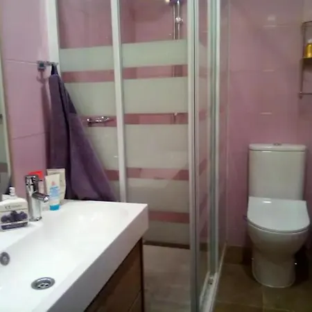 Las Golondrinas Habitación En Piso Céntrico Para Una O Dos Personas Quarto em Acomodações Particulares *